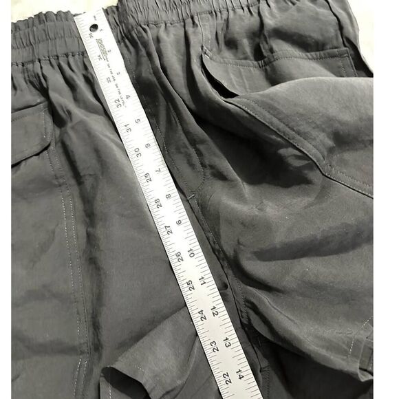 Madewell Pull-On Cargo Shorts Women's Medium Black Softdrape Elastic Waist NWT - Picture 8 of 12